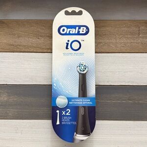 Oral-B iO Ultimate Clean Replacement Brush Heads, 2-Count, Black